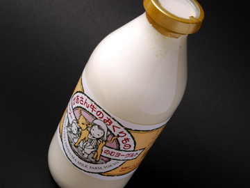 かあさん牛のおくりもの　飲むヨーグルト(オリゴ糖:900cc)　【磯沼牧場】商品写真