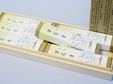 沈香(じんこう)甘茶香(桐箱入り)商品写真