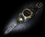 送料無料！EARNEST WATCH レザー文字盤ダブルコンチョ【マットクロコ／サドルブラック】パッケージ写真